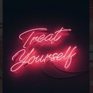 Meet your Posher, Anne